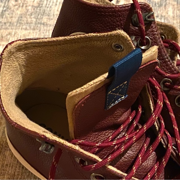 Converse burgundy leather high tops - Picture 8 of 13
